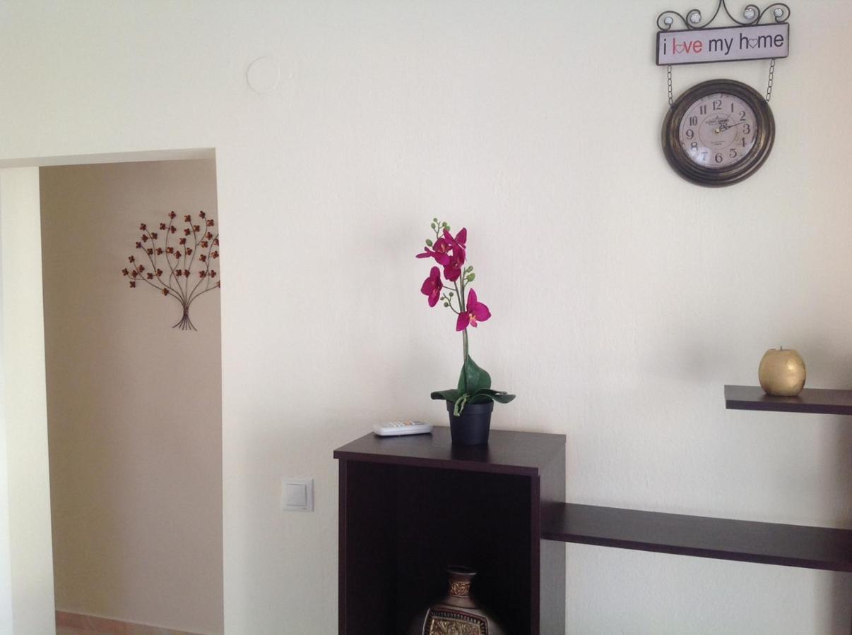 MyParalia apartament ***** Eksteriør billede