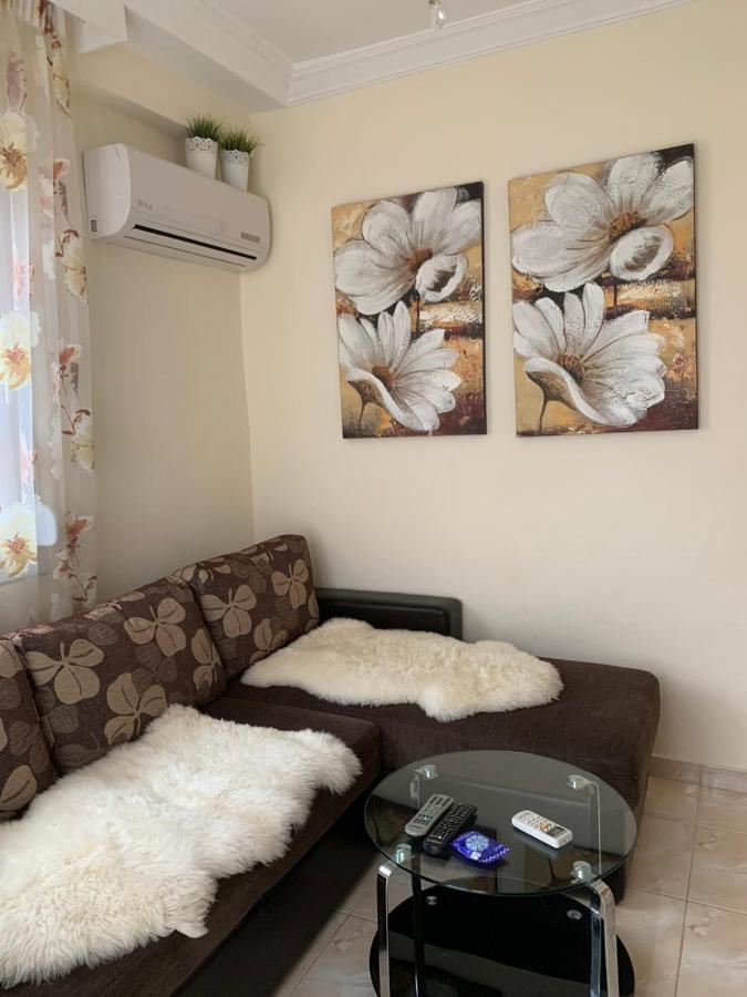 MyParalia apartament ***** Eksteriør billede